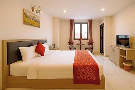 Deluxe Double Room with Bath