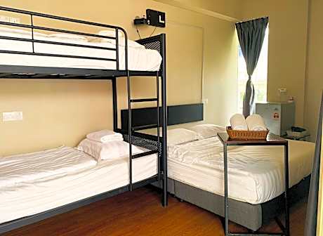 Family Room for 4 Adults