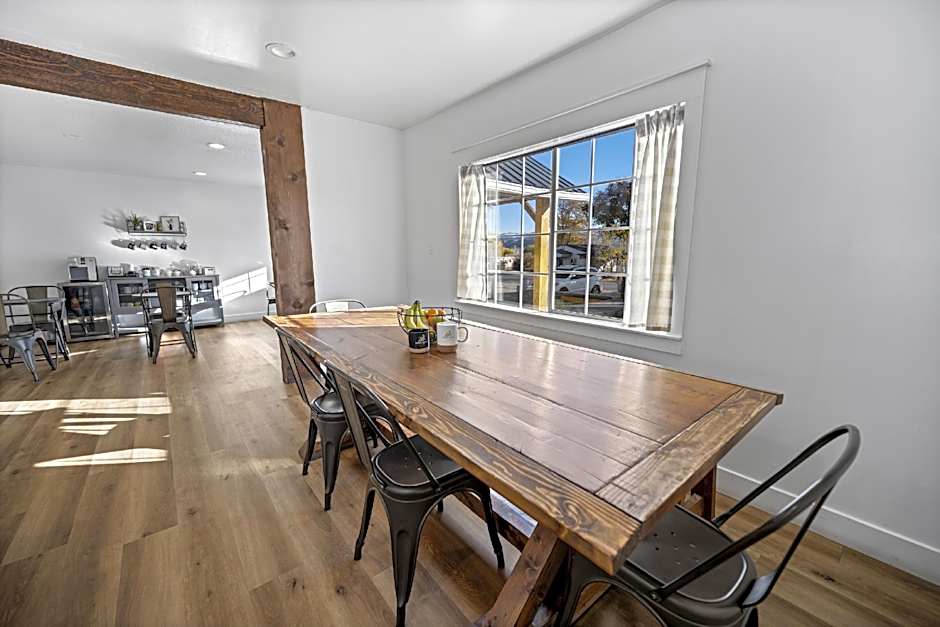 Happy Trails Bed and Breakfast