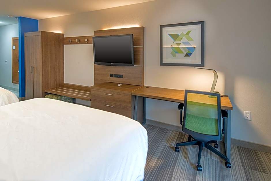 Holiday Inn Express & Suites N Waco Area - West By IHG