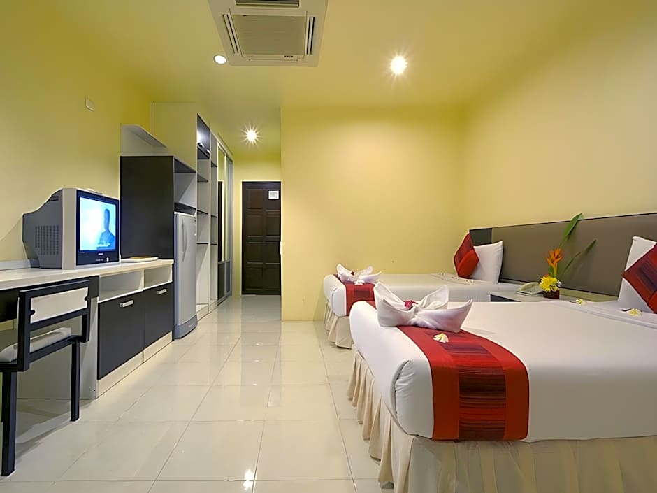 Laem Din Hotel