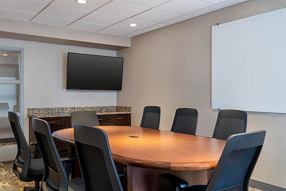 Hampton Inn By Hilton & Suites Grafton