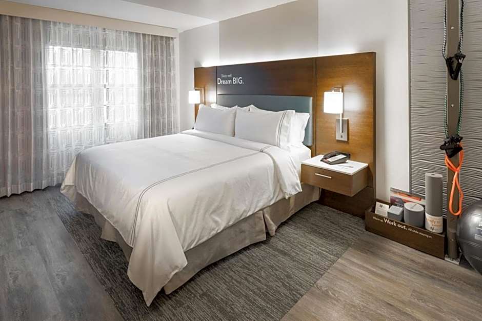 EVEN Hotel Chicago-Tinley Park-Conv Ctr by IHG