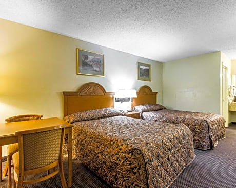 Double Room with Two Double Beds - Non-Smoking