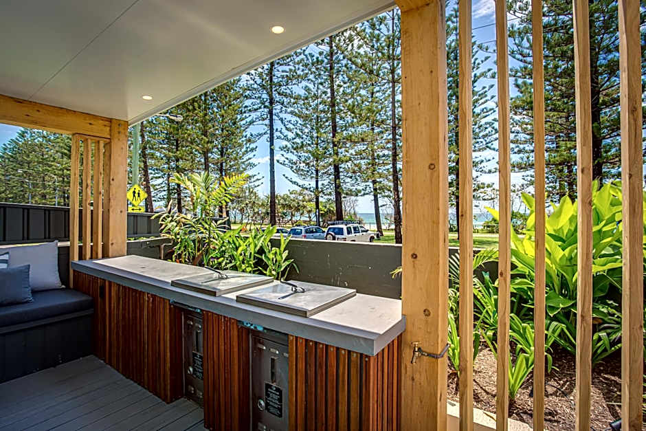 Burleigh Esplanade Apartments