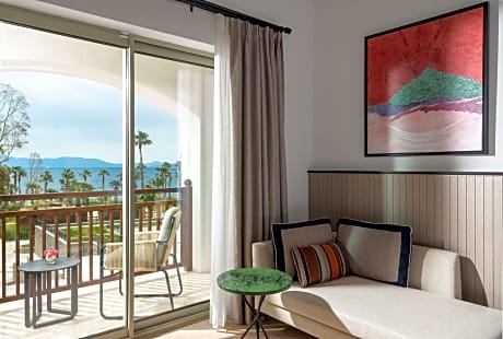 Collection Premium Room with Sea View and Balcony