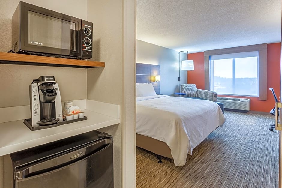Holiday Inn Express Hotel & Suites Shiloh/OFallon By IHG