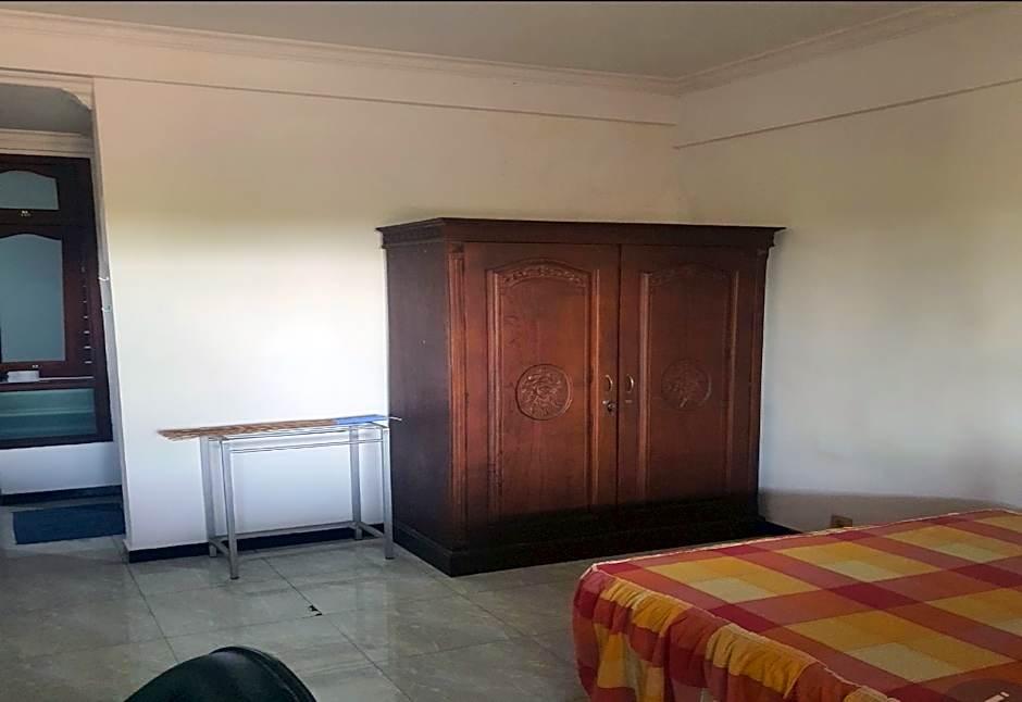 Hotel O MUMU HOMESTAYNearCarnival Park Surabaya