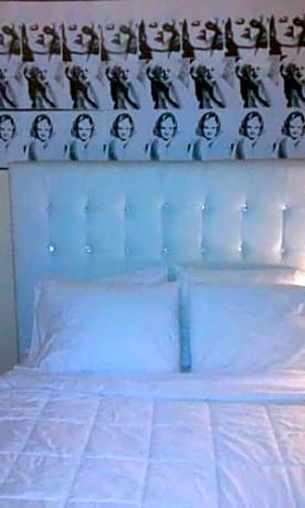 Hollywood Dream Suites Apt