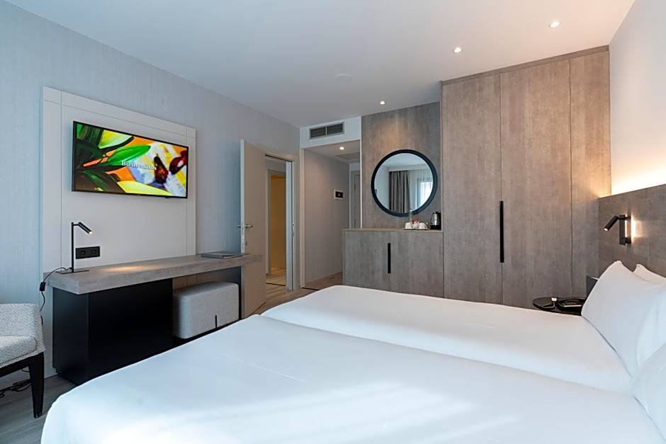 Attica 21 Barcelona Mar