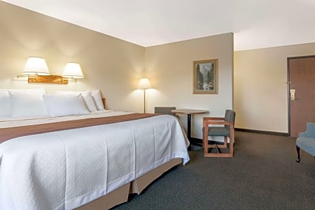 King Room - Non-Smoking