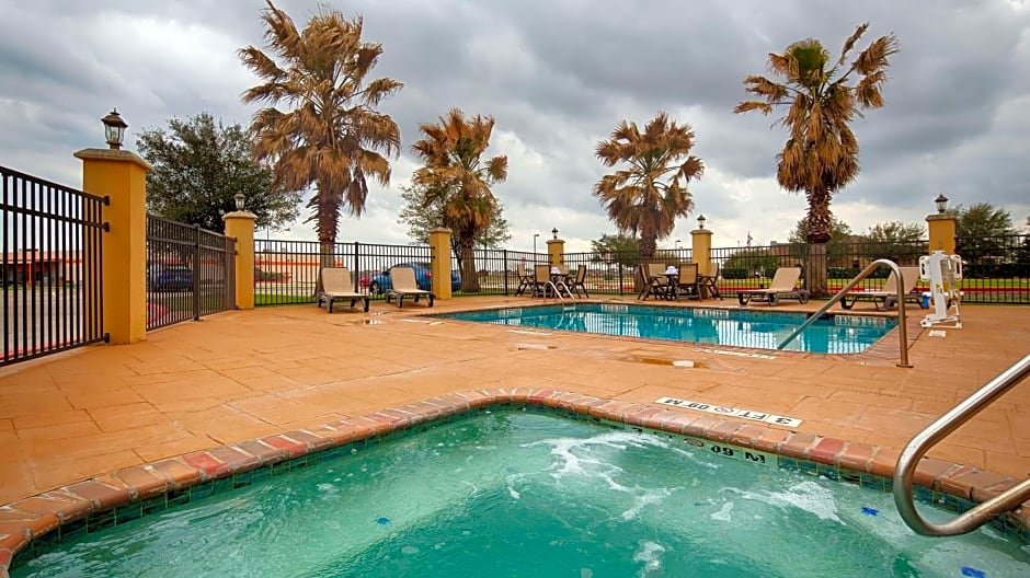 Best Western Bastrop Pines Inn