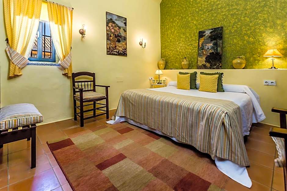 Hacienda El Santiscal Adults Only