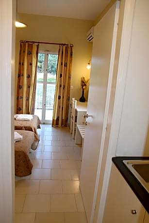 Classic Double Room with Sea View - Annex