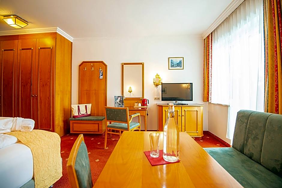 Hotel Germania Gastein - ganzjährig inklusive Alpentherme Gastein