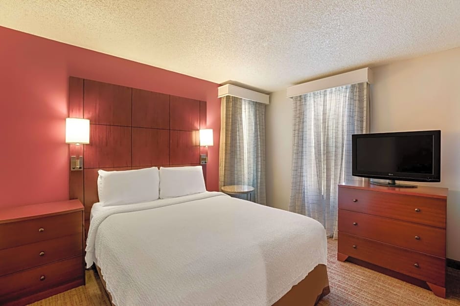 SenS Suites Livermore, SureStay Collection by Best Western