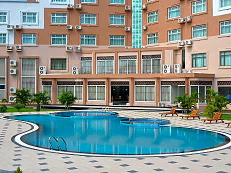 Oattara Thiri Hotel