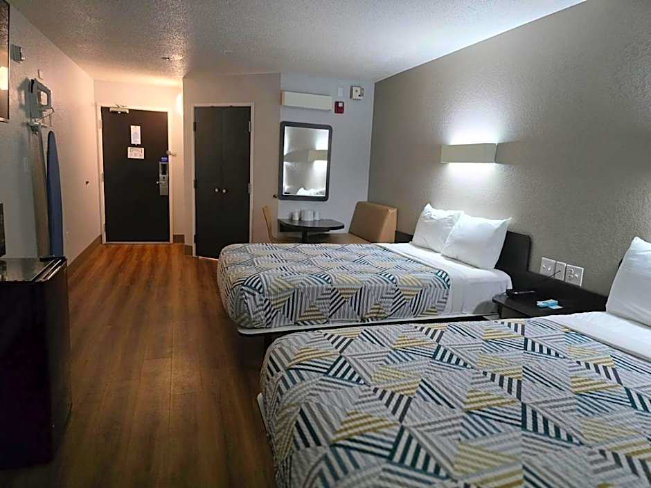 Motel 6-Biloxi, MS - Beach