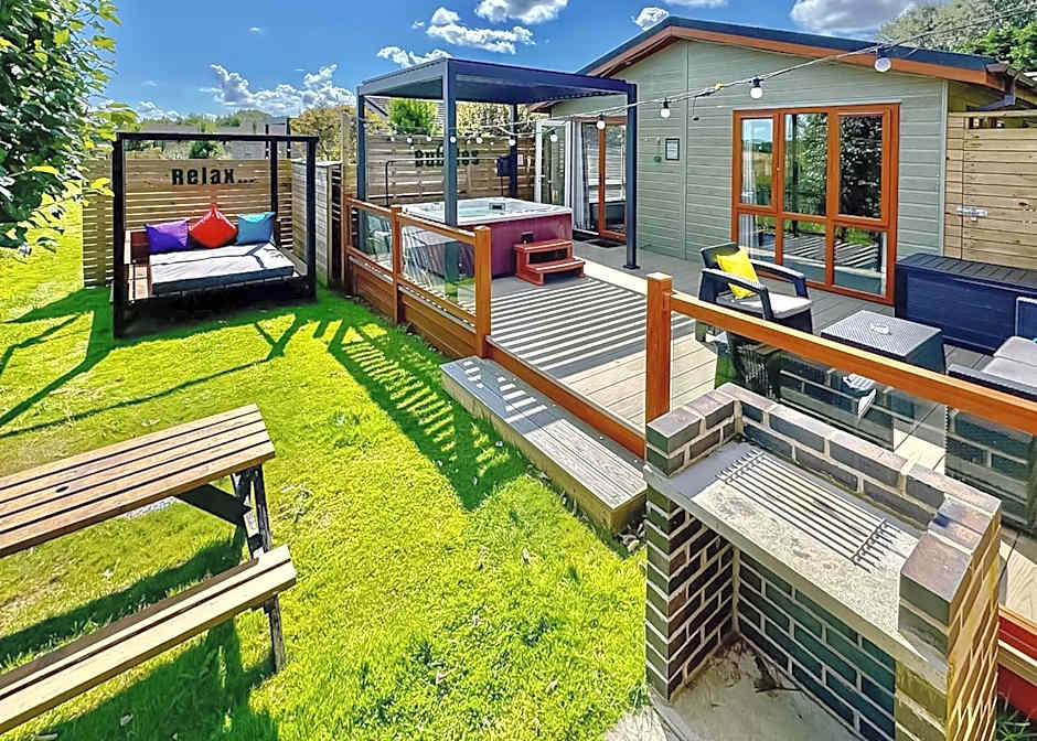 Raywell Hall Country Lodges