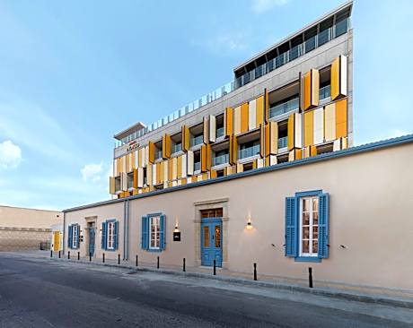 Hotel Indigo Larnaca By IHG- Adults Only