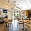 Pullman Reef Hotel Casino