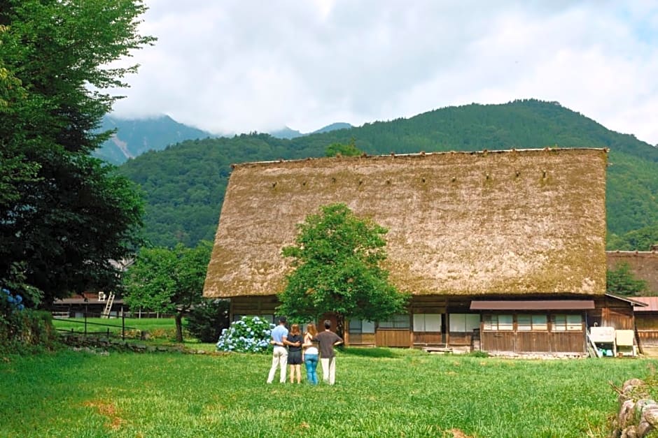 FAV LUX Hida Takayama