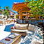 Portakal Hotel