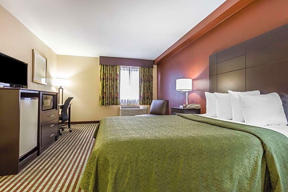 Quality Inn Mount Vernon, IL