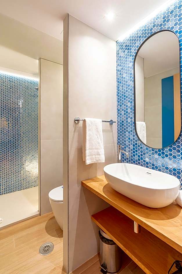 Serennia Cest Apartamentos Arc de Triomf