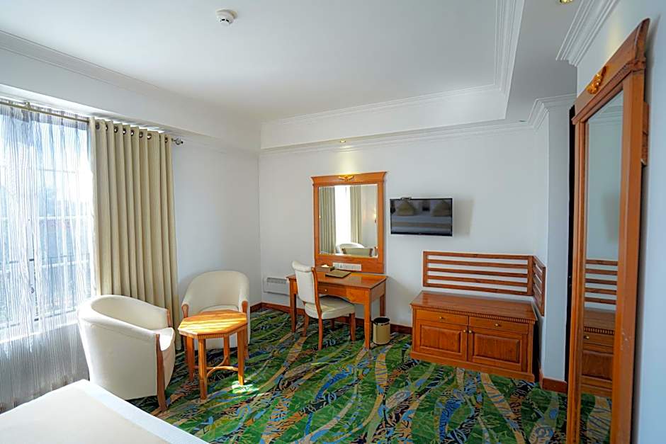 Araliya Green Hills - Where Historic Charm Mingles with Natural Beauty