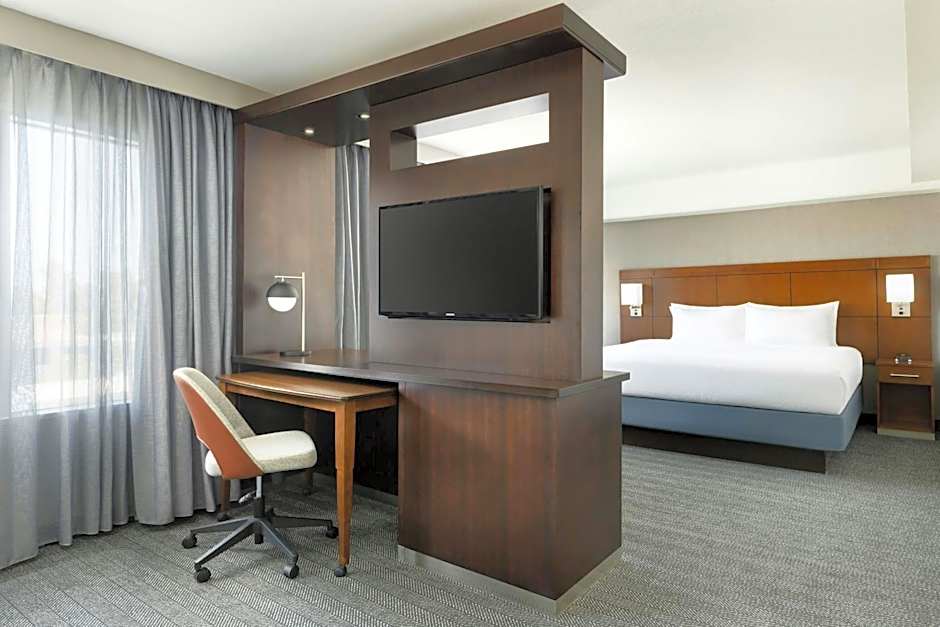 Courtyard by Marriott Los Angeles Woodland Hills