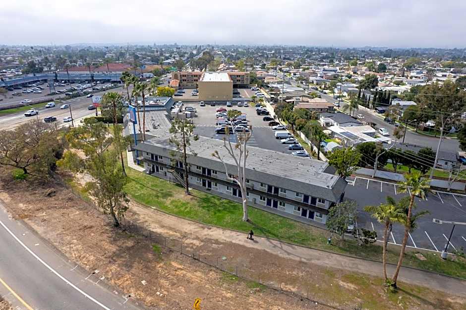 Motel 6-San Diego, CA - North