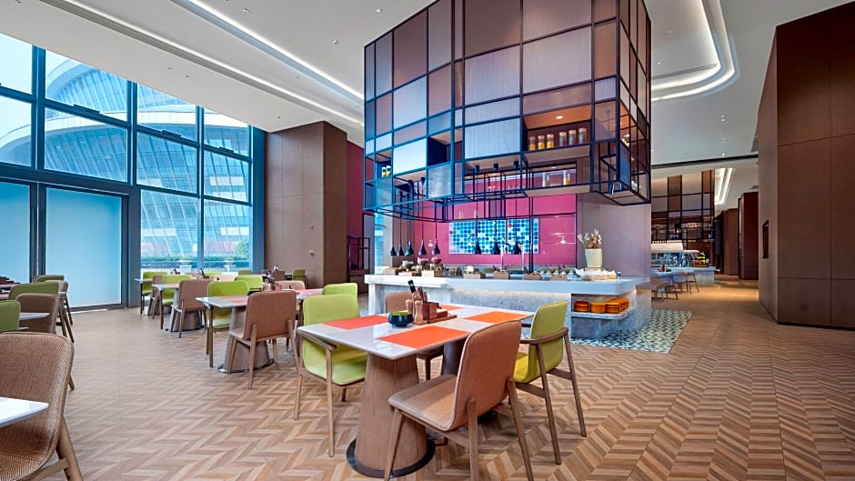 Holiday Inn & Suites Wuhan International Expo By IHG