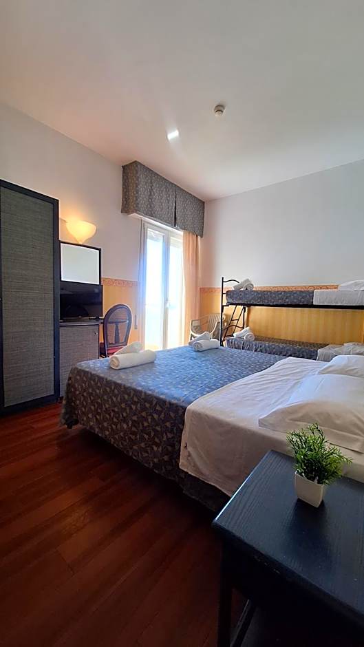 Hotel Regina Fronte Mare