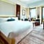 Al Bustan Palace, a Ritz-Carlton Hotel