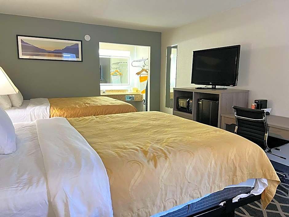 Quality Inn Manning I-95