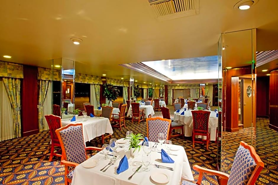 Radisson Hotel Santa Maria