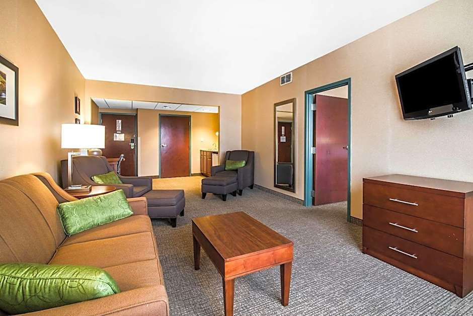 Quality Inn & Suites