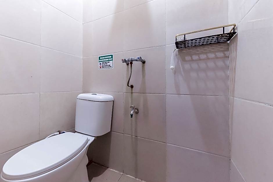 Urbanview Hotel Sany Cirebon