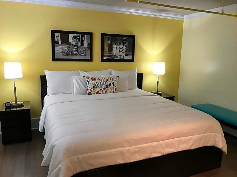 The Sherman Inn