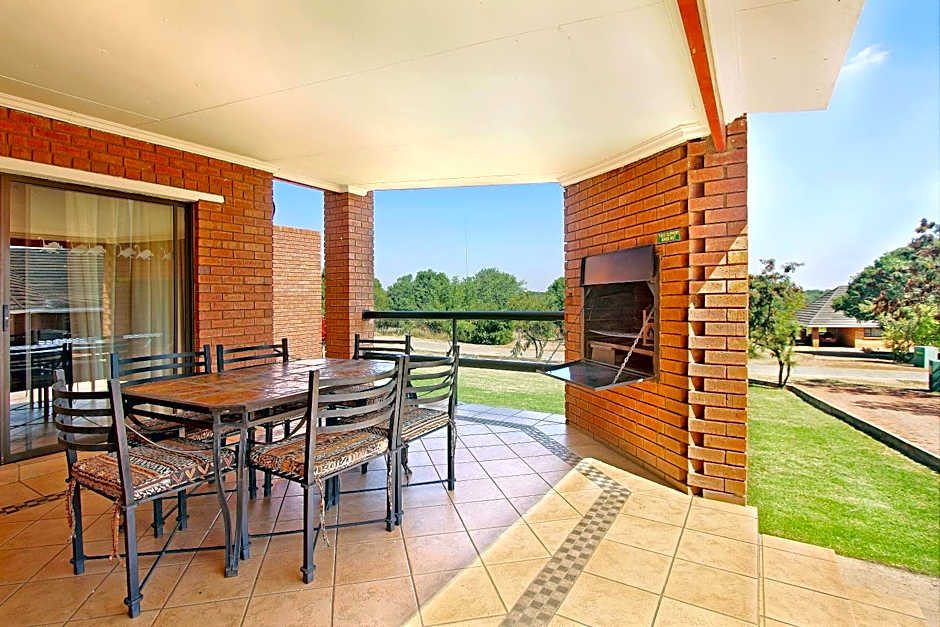 Monateng Safari Lodge