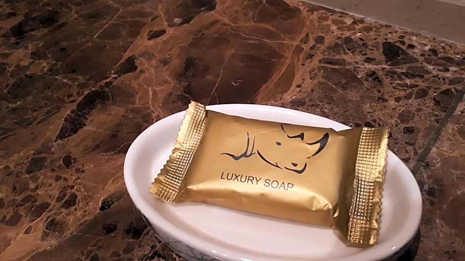 4 on Pritchard Luxury Suites