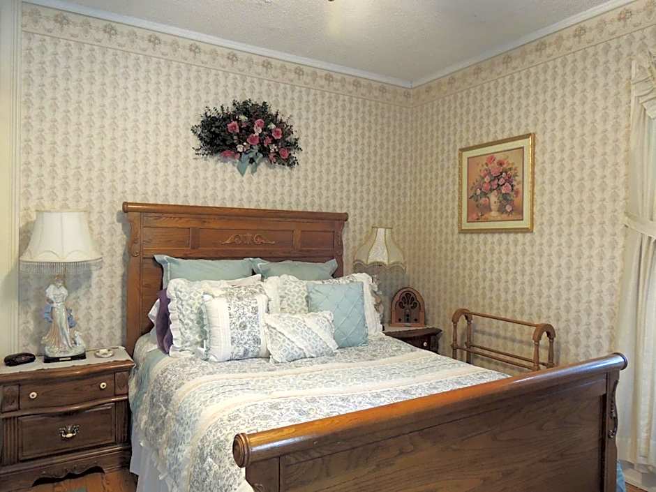 Brookview Manor Inn