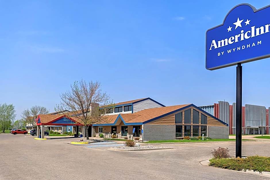 AmericInn by Wyndham Crookston U of M Crookston