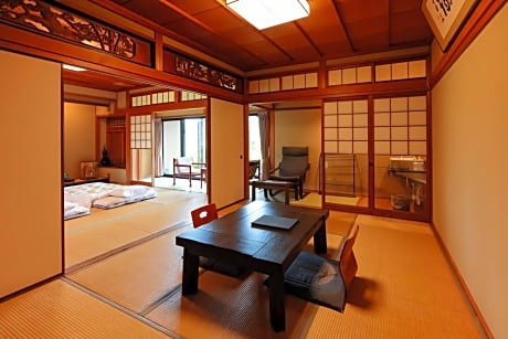 Japanese-Style Superior Room with Sea View
