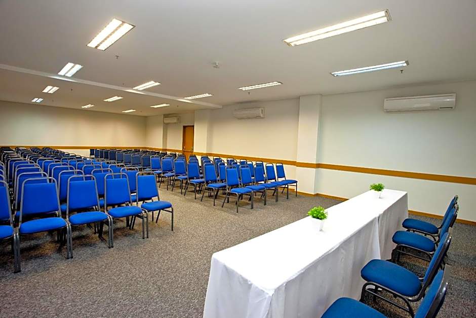 America Towers Hotel