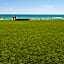 Bella Sirena 305-A - Elegant Oceanview Condo on Beachfront Resort
