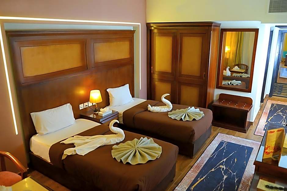 Cleopatra Hotel