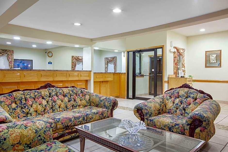 Days Inn by Wyndham Centerville