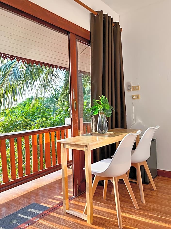 Secret Place Hotel and Restaurant